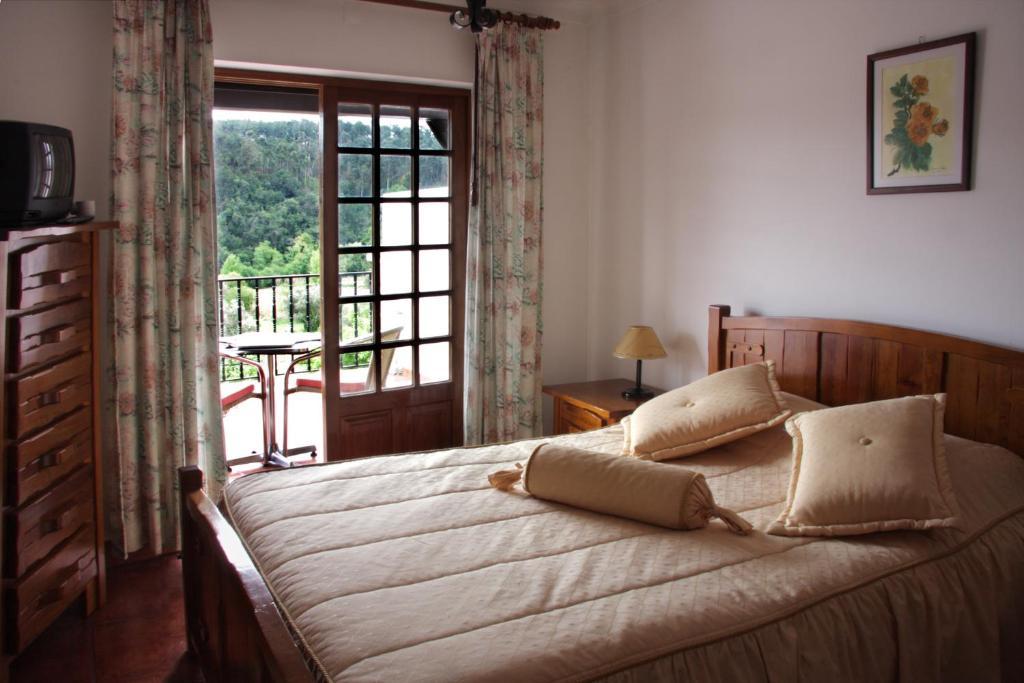 Gasthaus Casa Da Eira Lousã Zimmer foto
